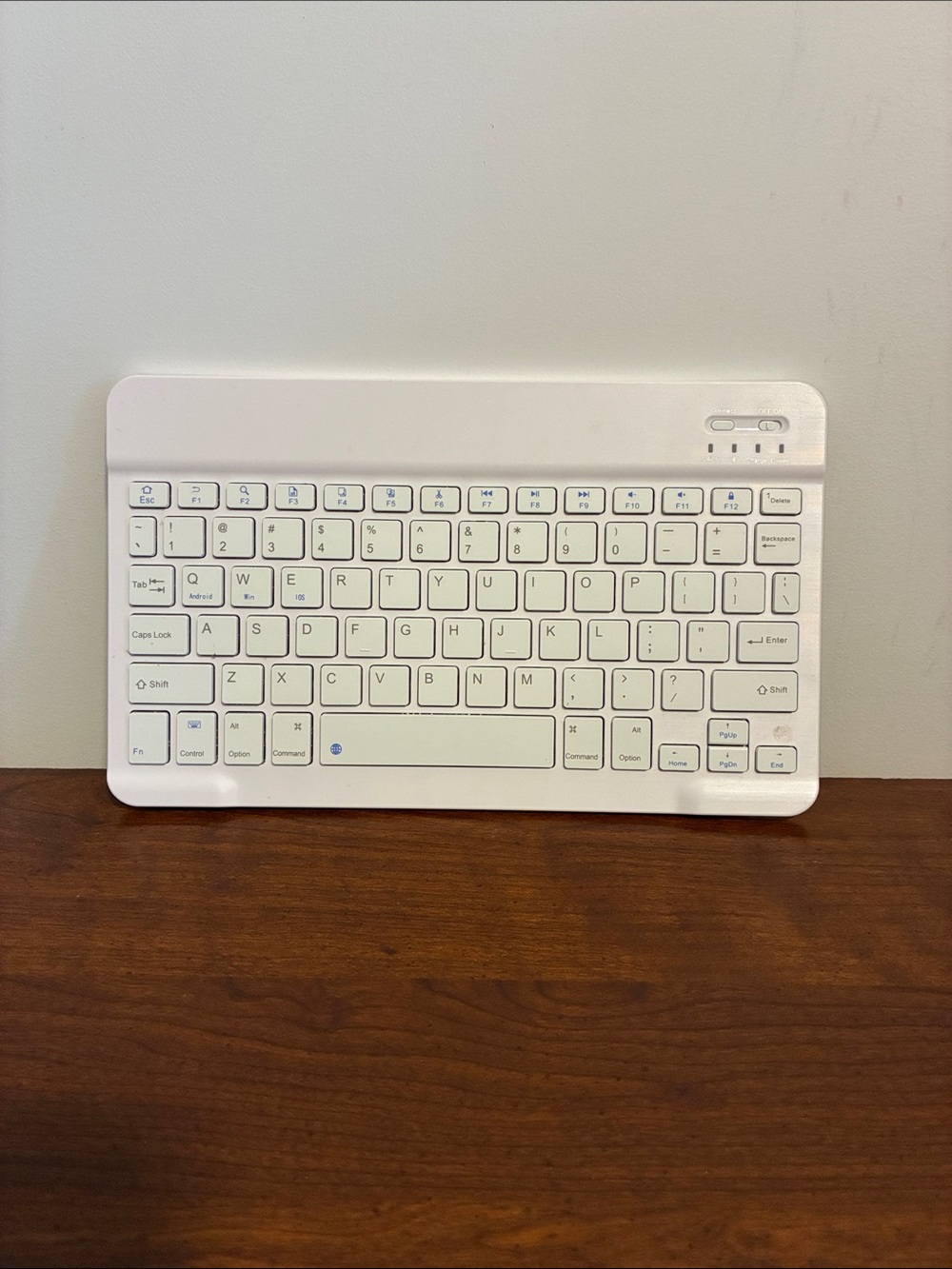 Ultra Slim Wireless White Bluetooth Tablet Keyboard